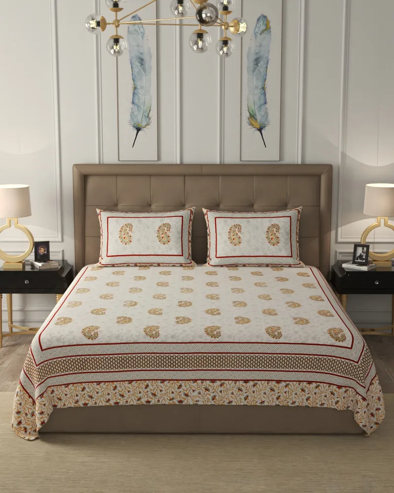 Golden Paisley Bedsheet: Front view